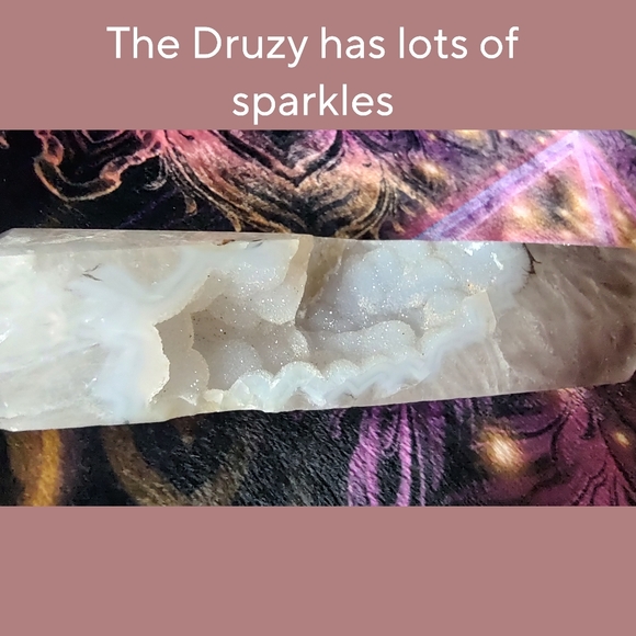 White Druzy Agate Tower - Picture 4 of 7